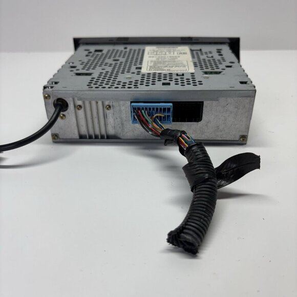 2001-2004 HONDA CIVIC FACTORY STEREO CD PLAYER RADIO MF721AA OEM AM/FM - Picture 9 of 12